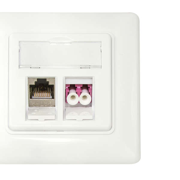 Naar omschrijving van NK4054 - Keystone faceplate for 2 keystone jacks,  pure white